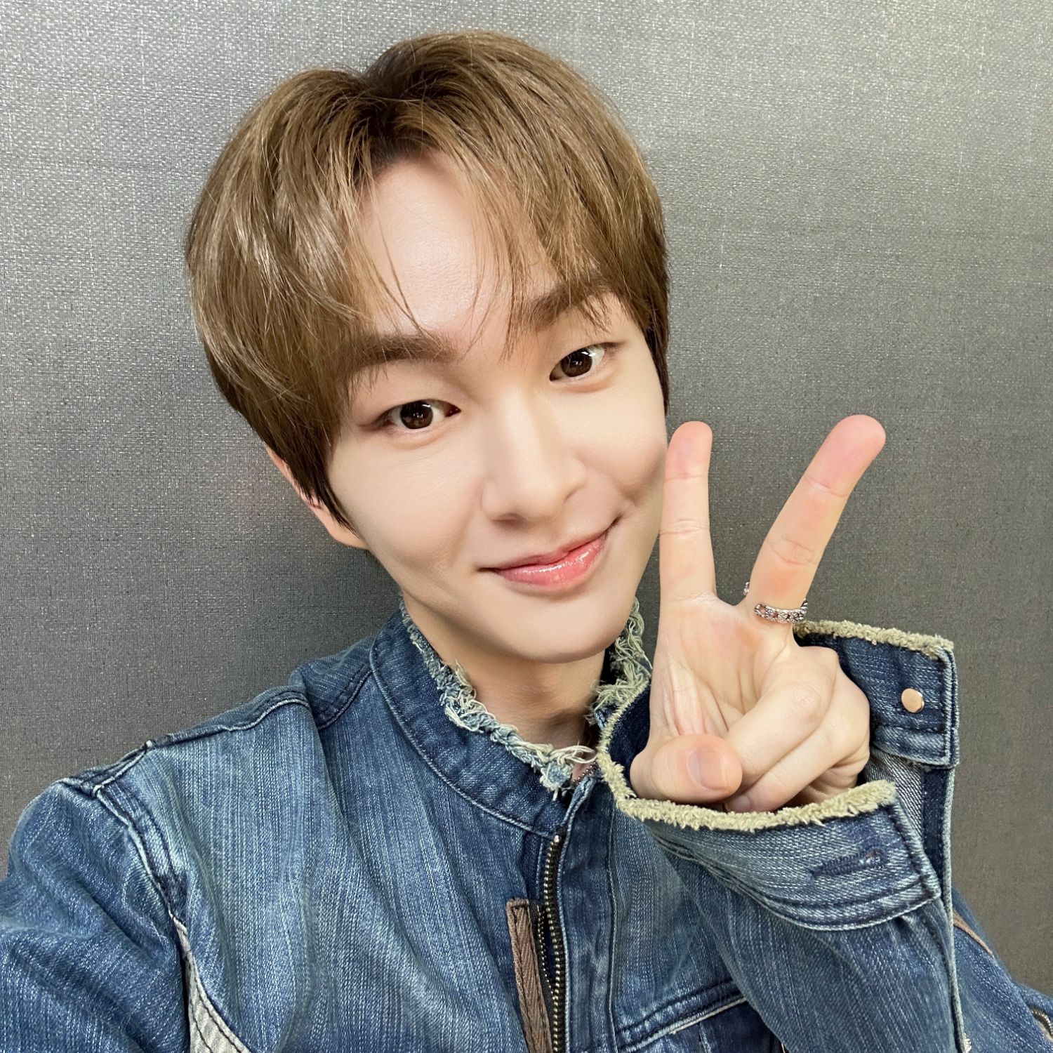 Latest photo of Onew (SHINee)