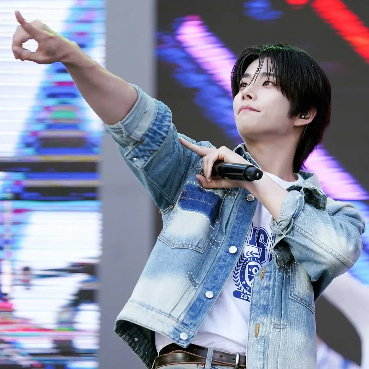 Latest photo of MJ (ASTRO)