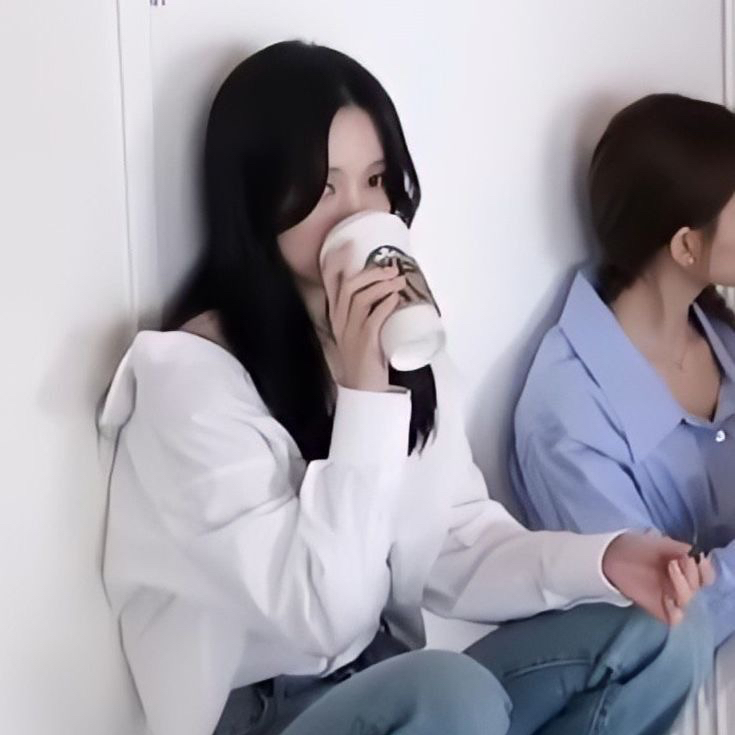 Mina (TWICE)的最新照片