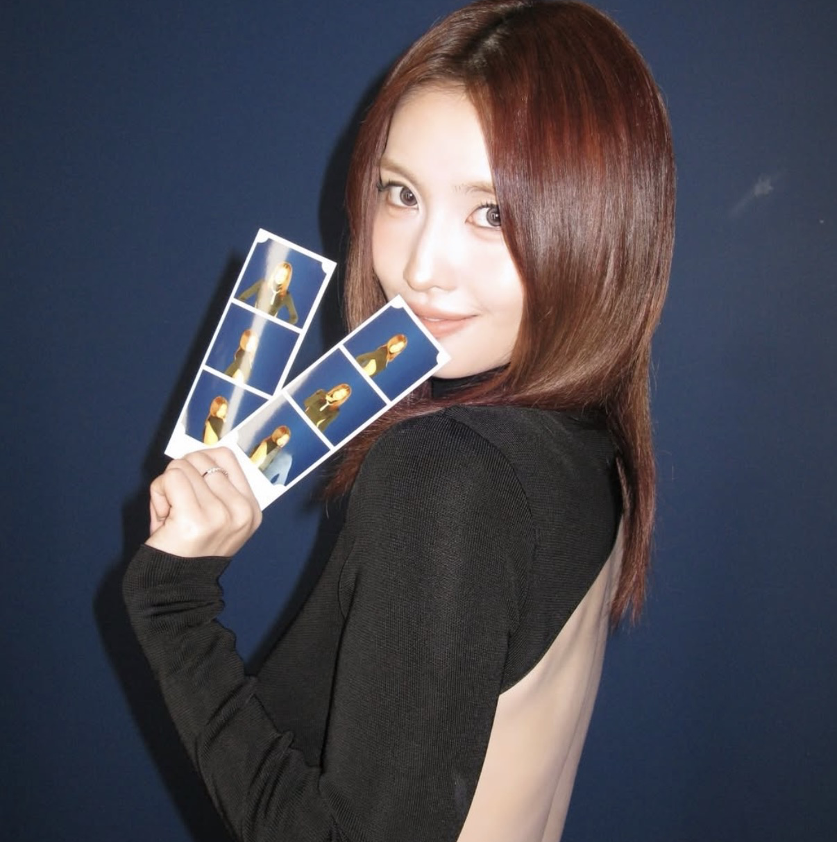 Recent activity shot of Momo (TWICE)