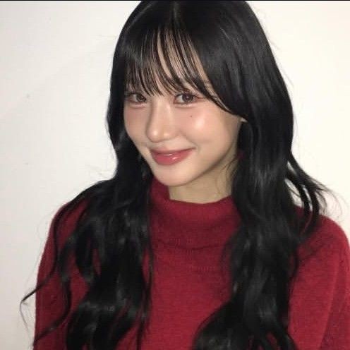 투표로 선정된 첫사랑의 인기 프로필 이미지