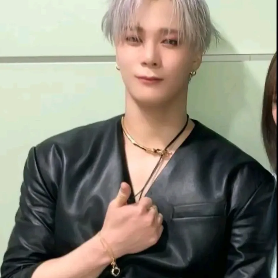 A moment captured by Moonbin (ASTRO)'s fan