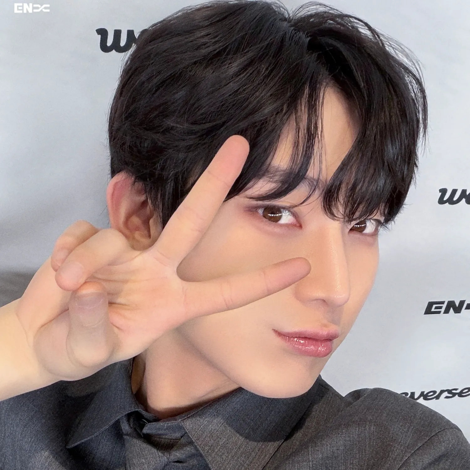 Foto aktivitas terbaru ENHYPEN