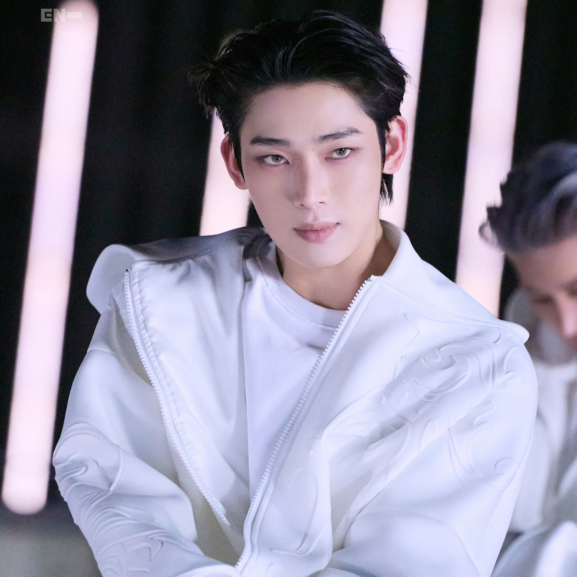 선우 (ENHYPEN)의 비하인드 컷