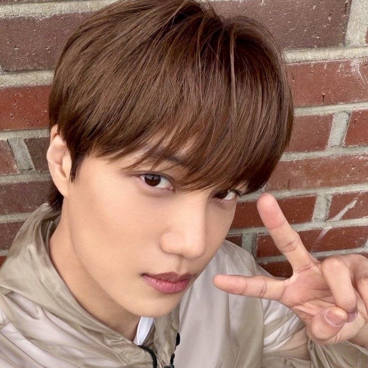 Behind-the-scenes cut of Kai (EXO)