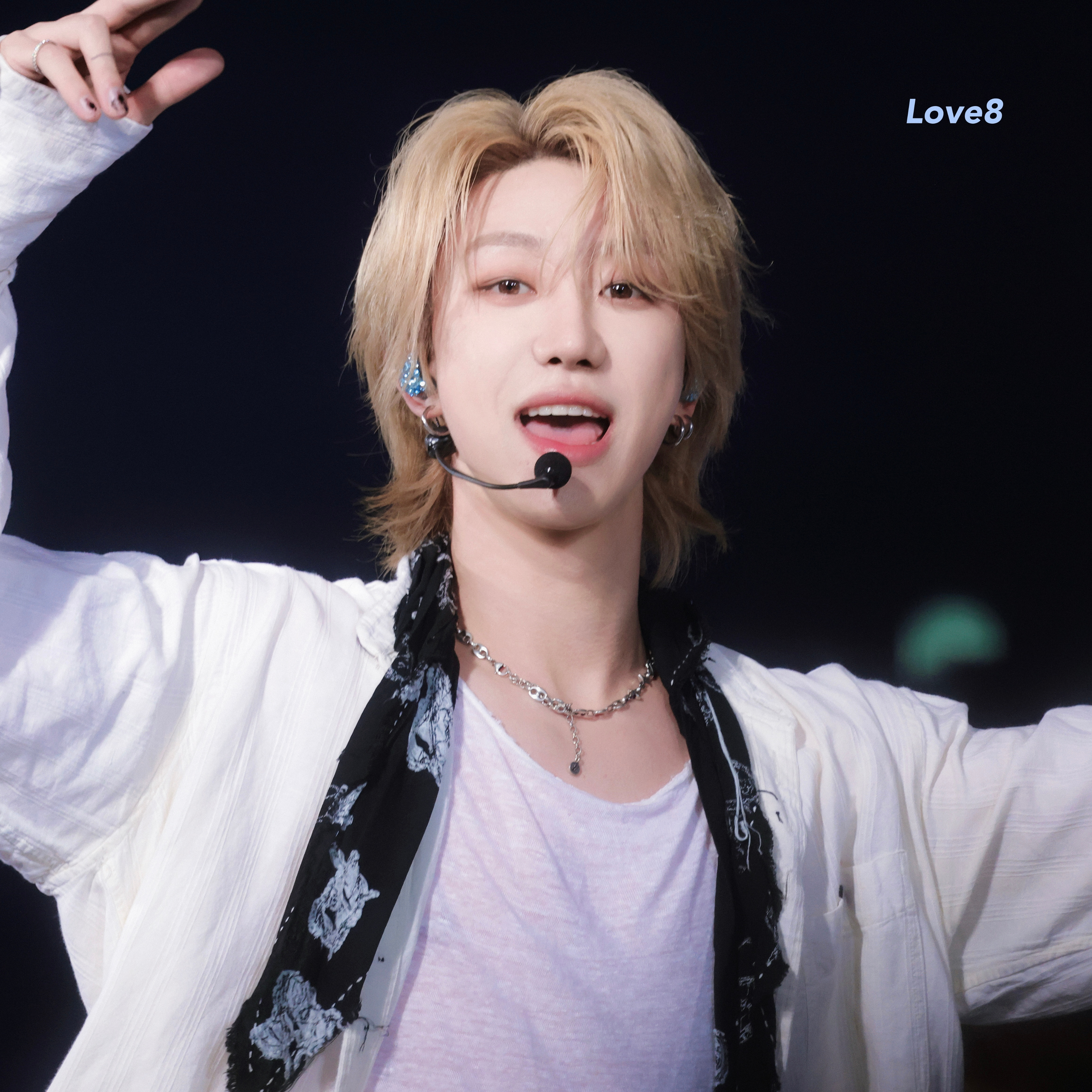 A moment captured by The 8 (SEVENTEEN)'s fan