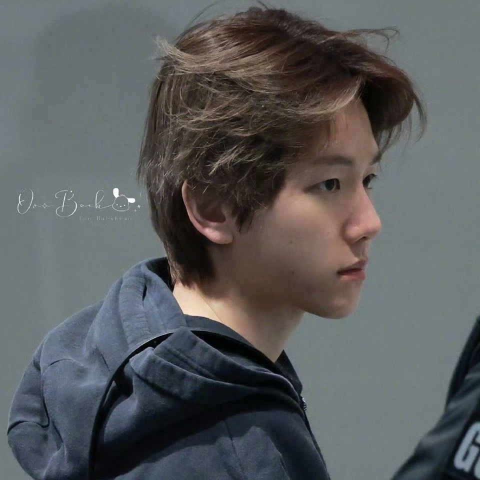 백현 (EXO) 최근 활동샷