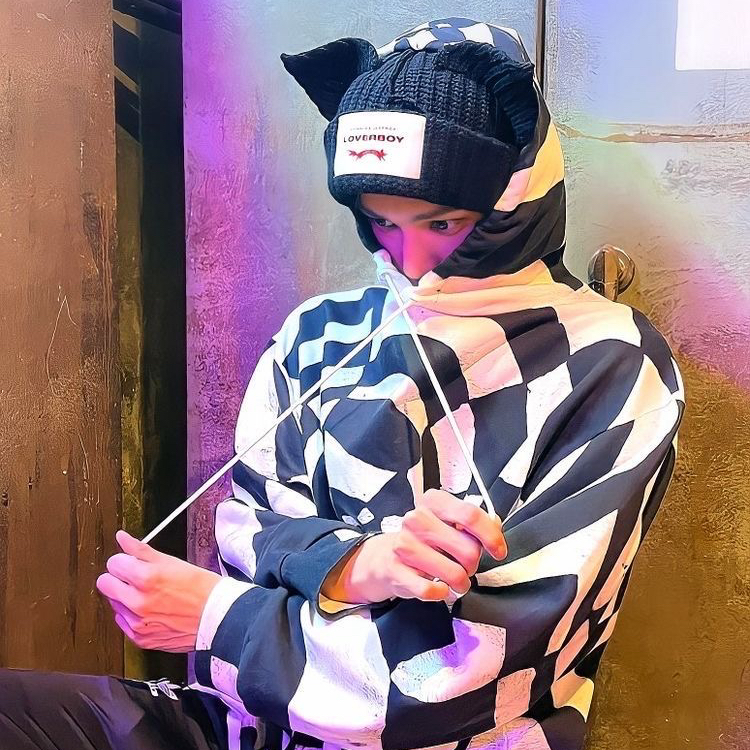 A moment captured by Taeyong (NCT 127)'s fan