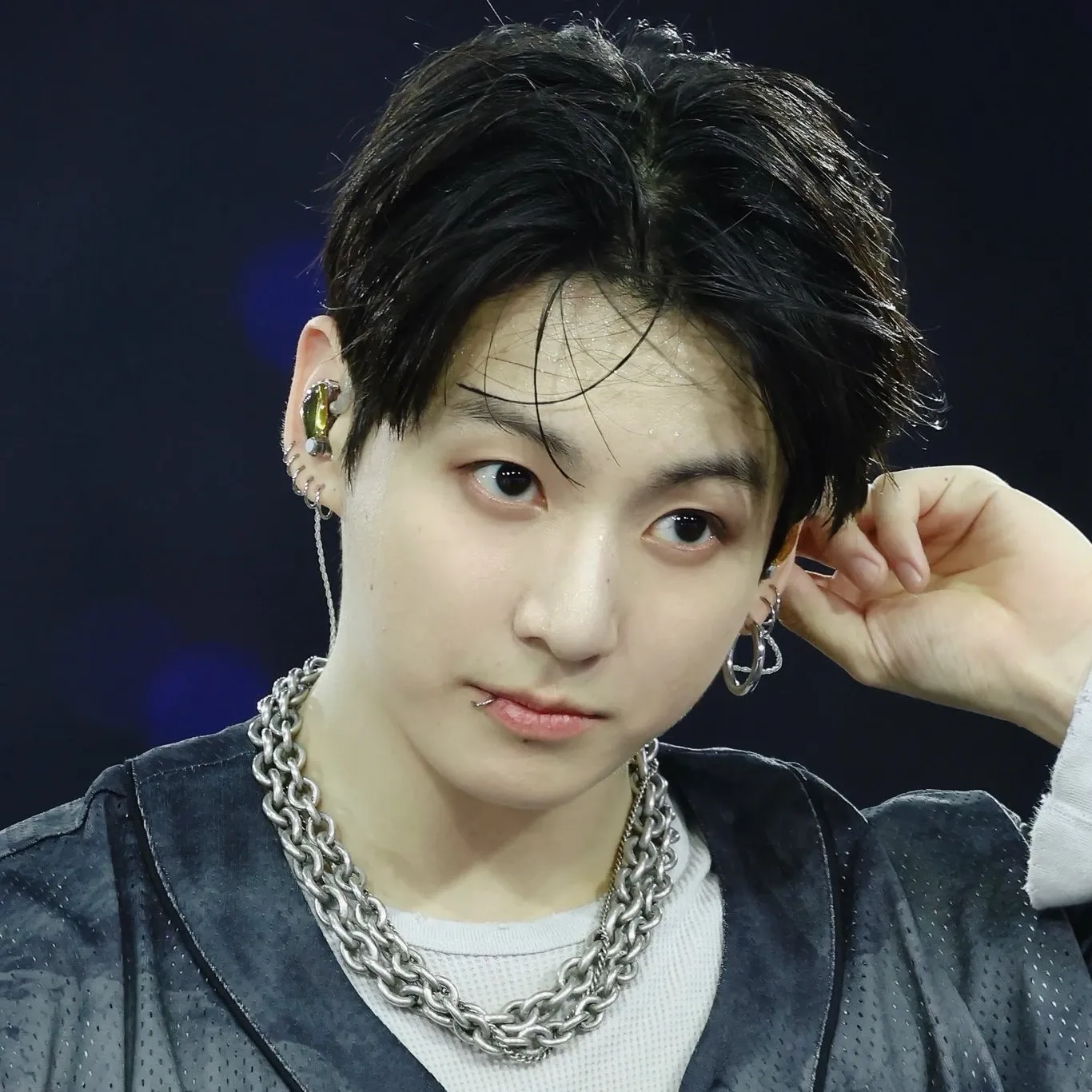 Foto aktivitas terbaru Jungkook (BTS)