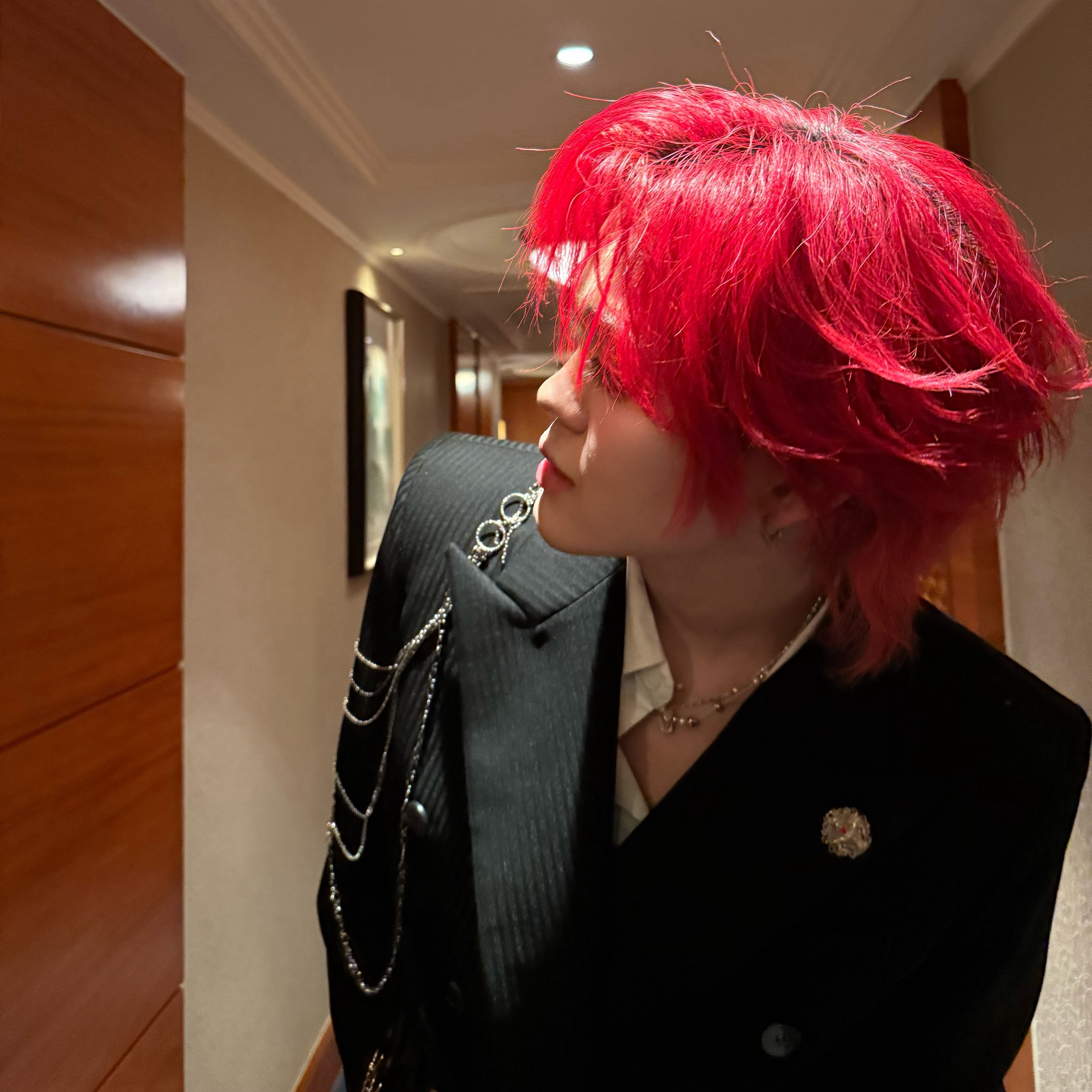 Behind-the-scenes cut of THI-O (NexT1DE)