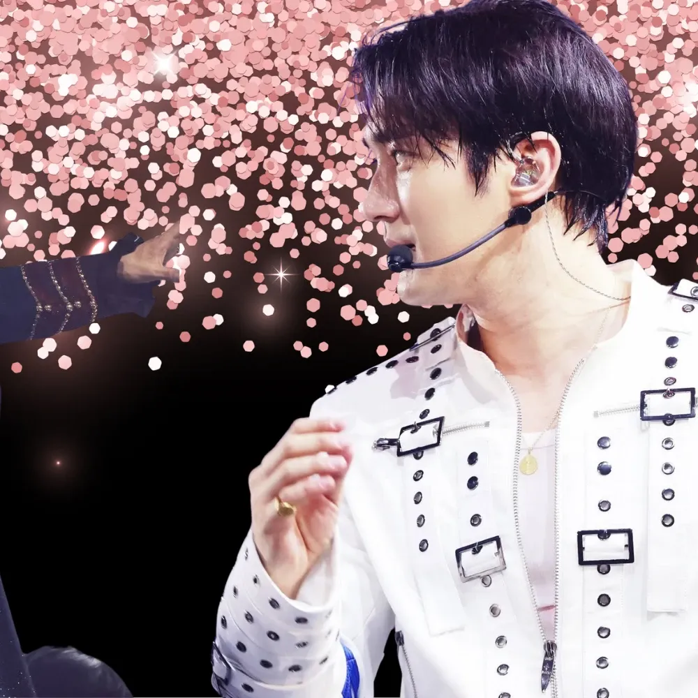 A moment captured by Siwon (Super Junior)'s fan