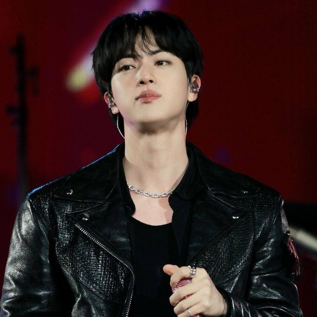 Momen yang diabadikan oleh penggemar Jin (BTS)
