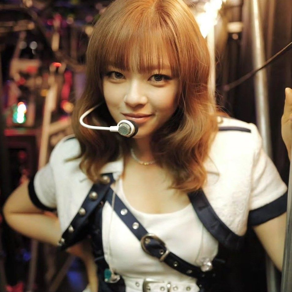 A moment captured by Jeongyeon (TWICE)'s fan