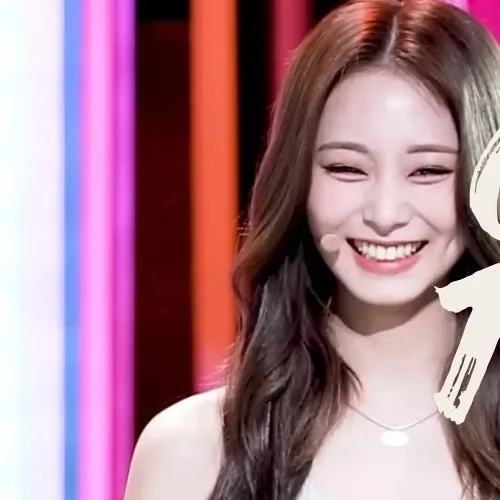 Potret di balik layar Tzuyu (TWICE)