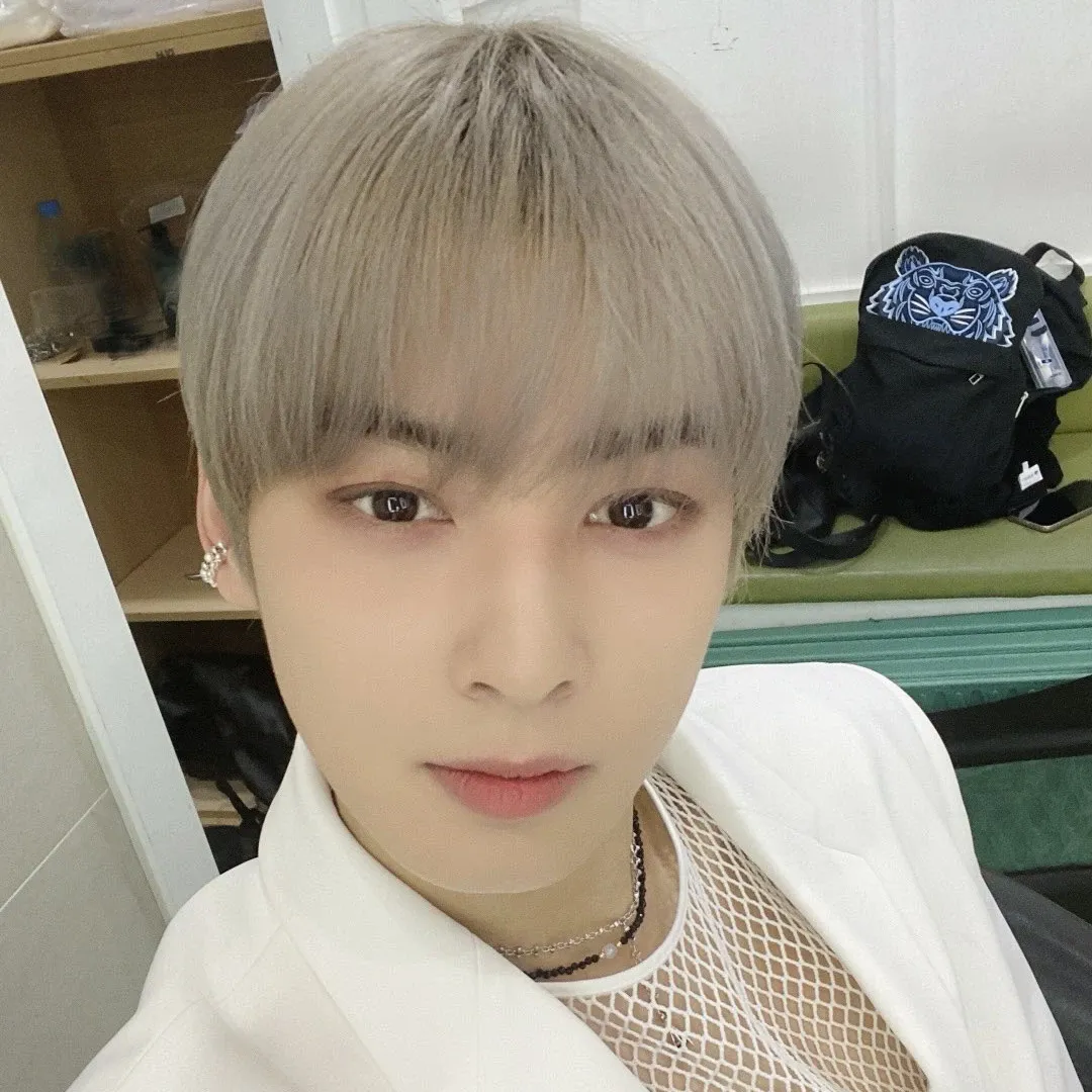 Behind-the-scenes cut of Eunwoo (ASTRO)