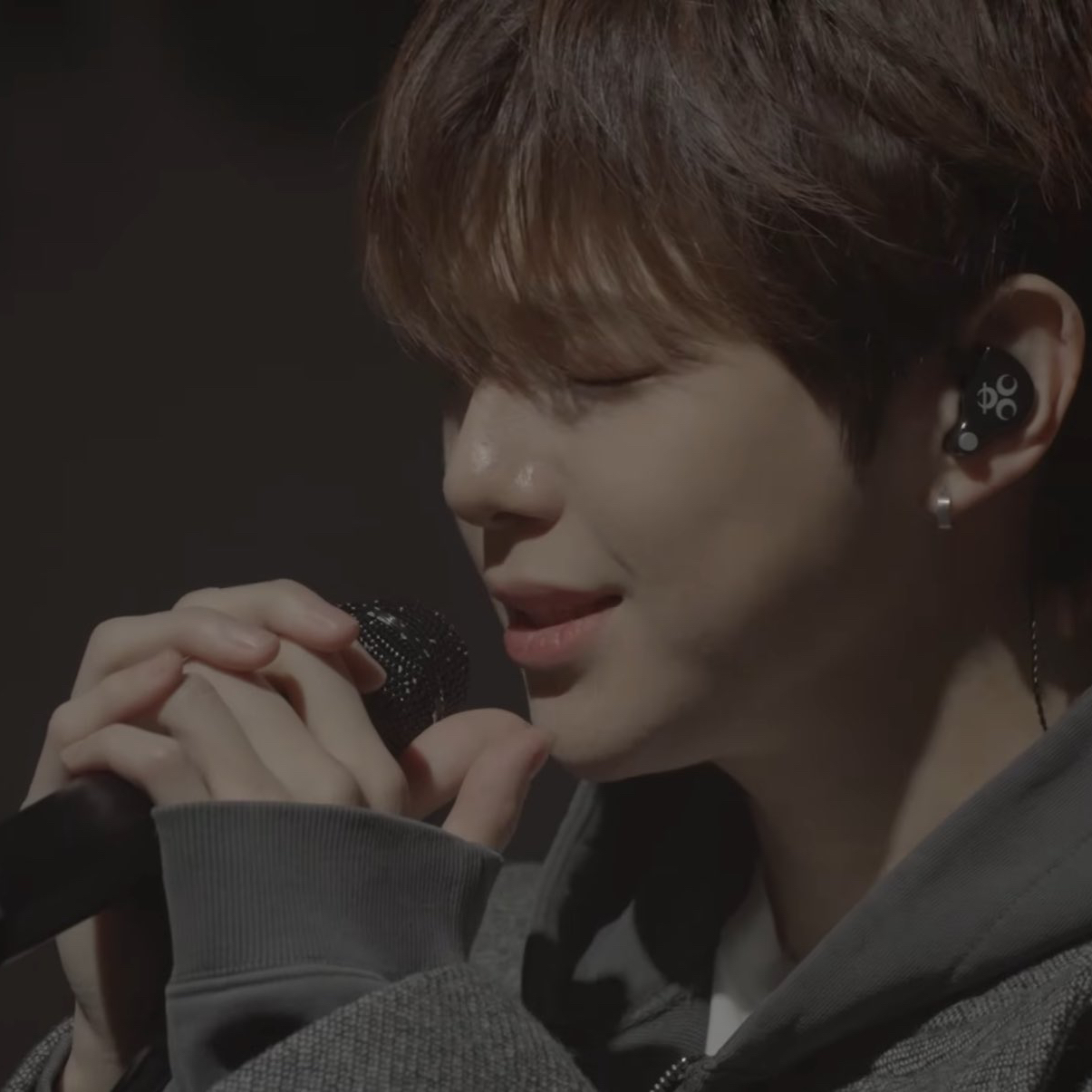 강다니엘의 최신 사진