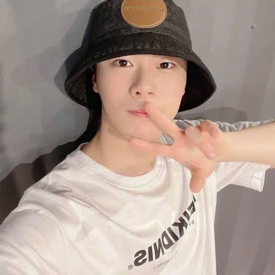 Recent activity shot of Moonbin (ASTRO)