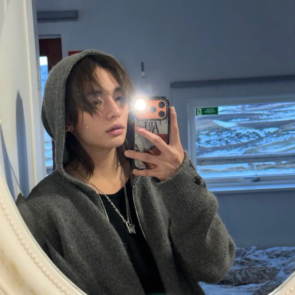 A moment captured by Hyunjin (Stray Kids)'s fan