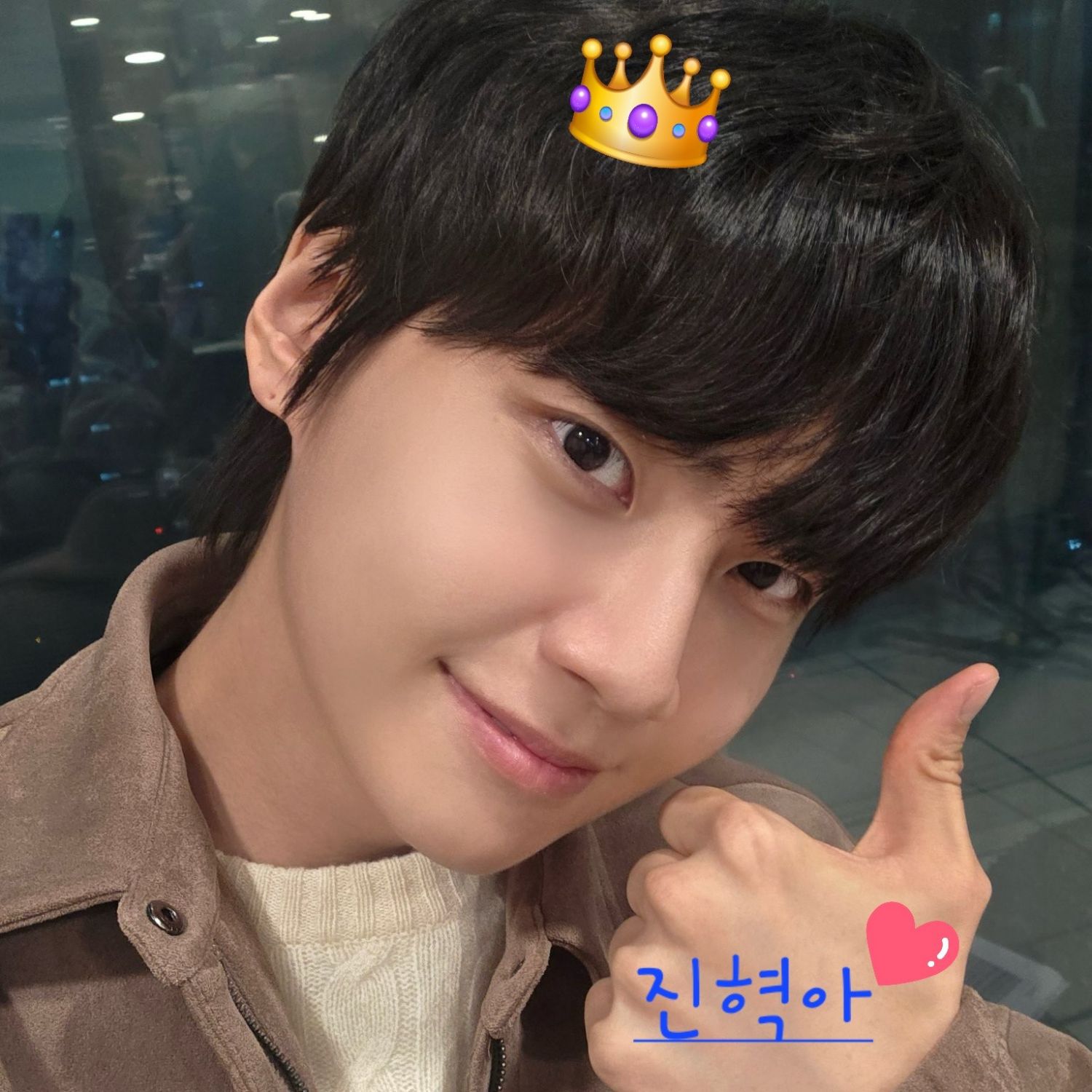 Behind-the-scenes cut of Lee Jinhyuk