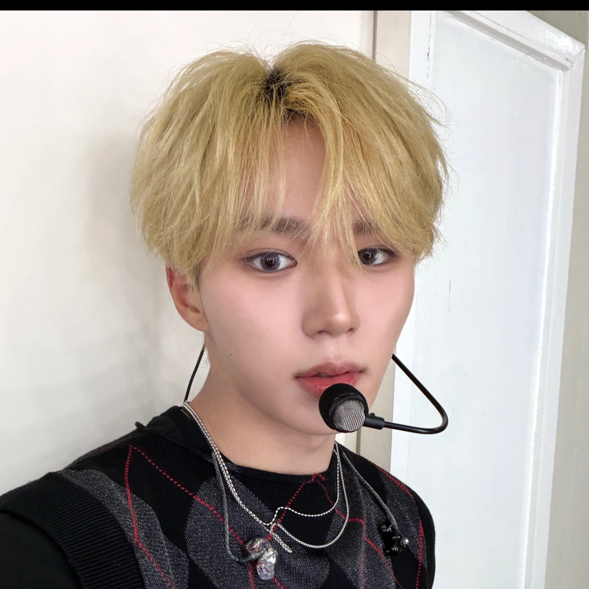 Recent activity shot of Kim Junseo (ALPHA DRIVE ONE)