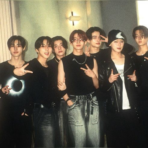 ENHYPENの舞台裏ショット