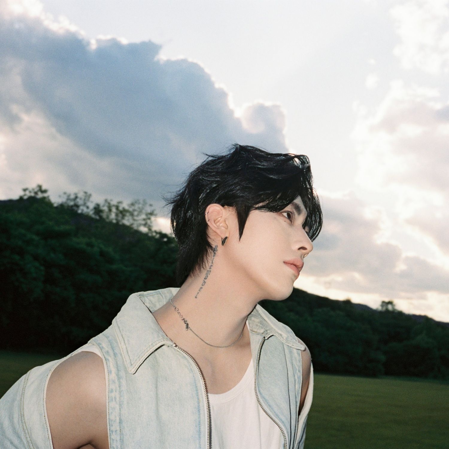 A moment captured by Ricky (ZEROBASEONE)'s fan