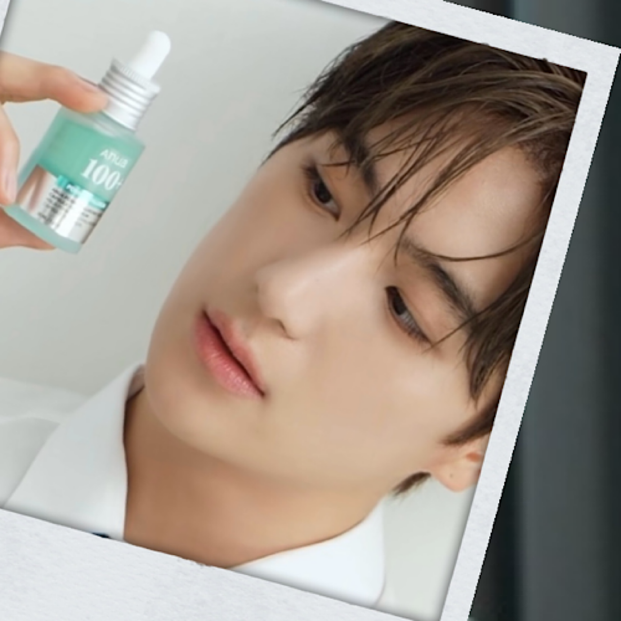 A moment captured by Hyunjae (THE BOYZ)'s fan