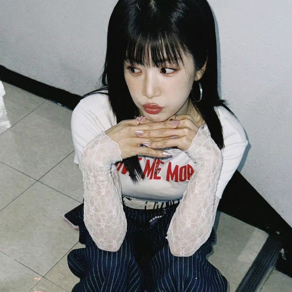 A moment captured by Park Chorong (Apink)'s fan