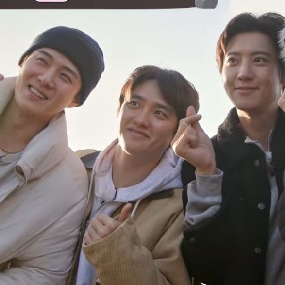 EXOの最近の活動写真