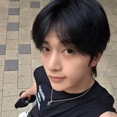 Latest photo of Seok Matthew (ZEROBASEONE)