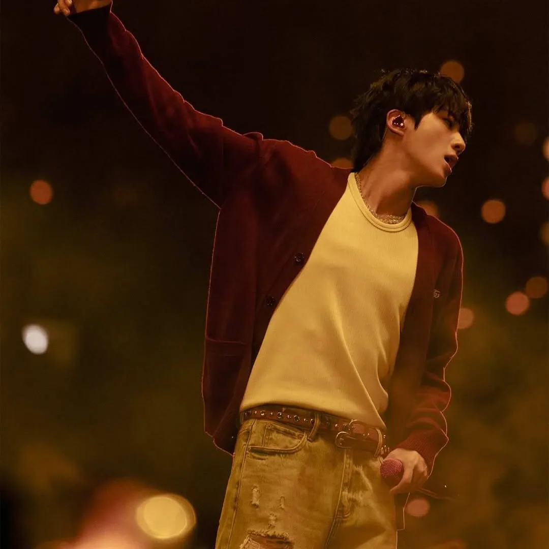 Foto terbaru Jin (BTS)