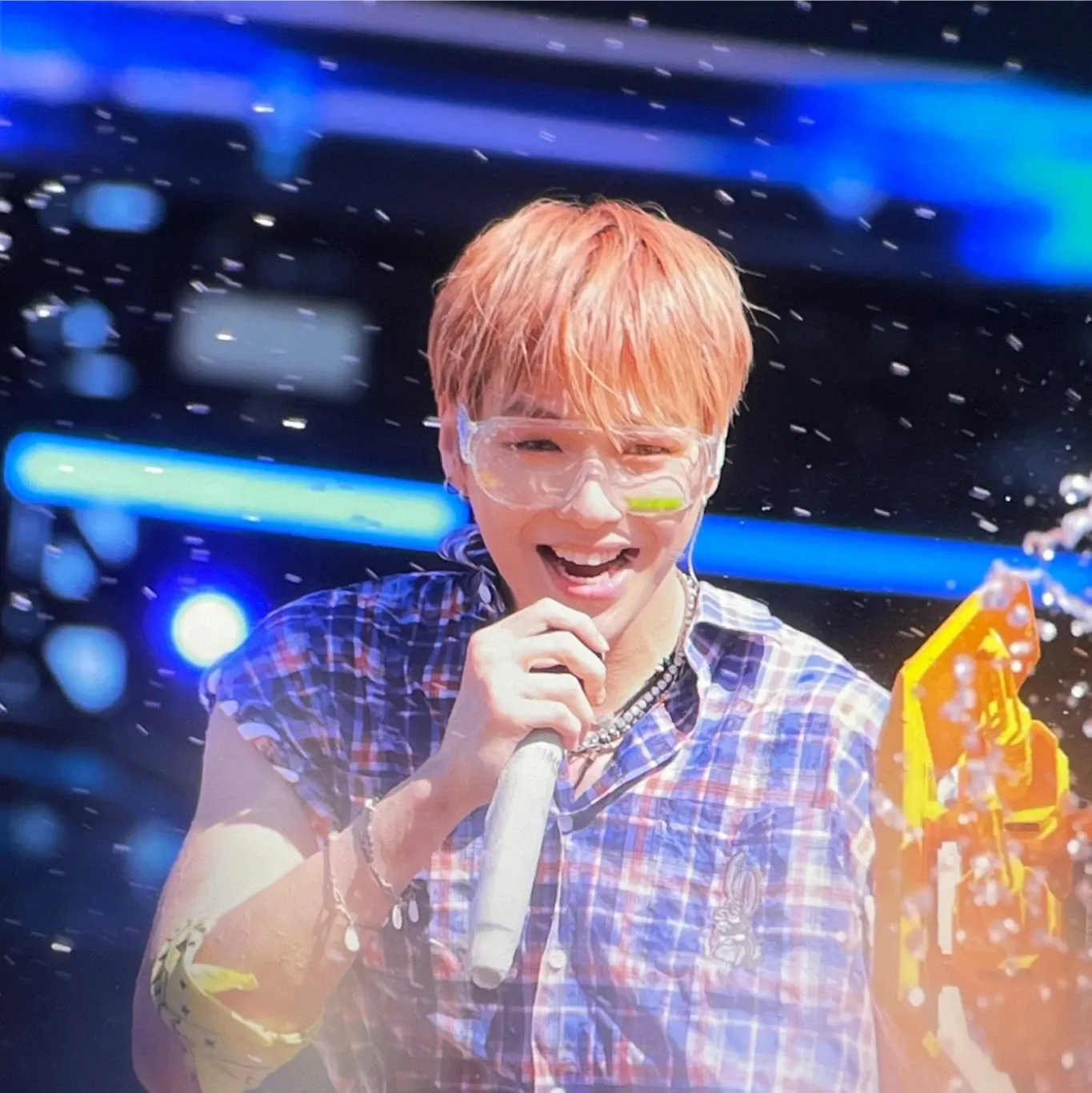 姜丹尼爾的最新照片