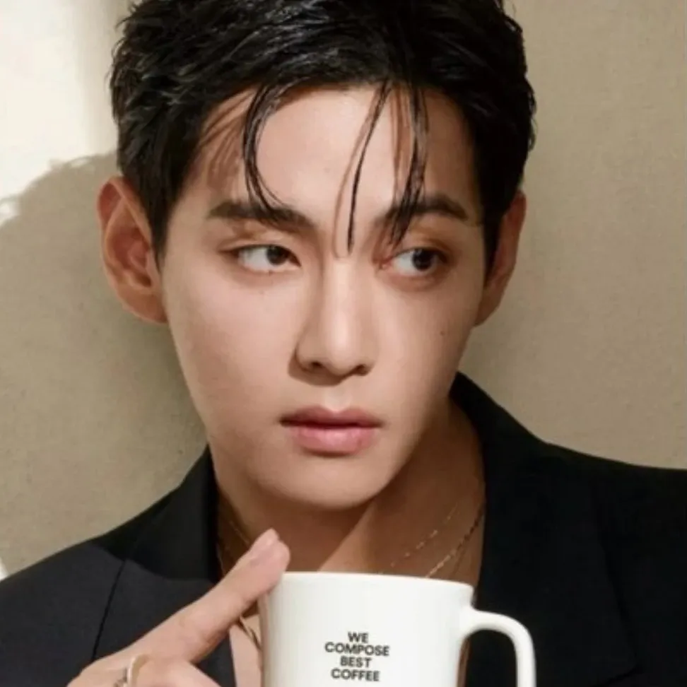 Recent activity shot of V (BTS)