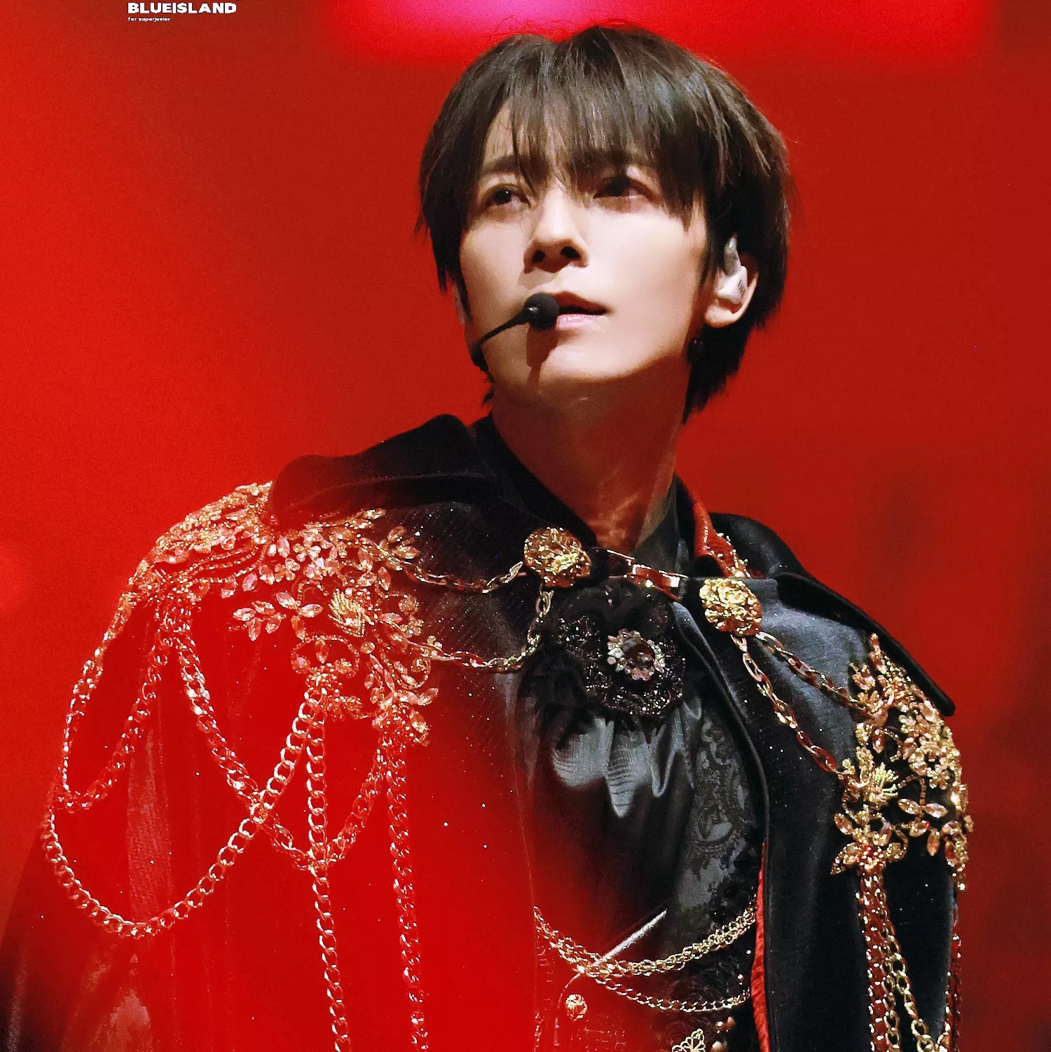 Behind-the-scenes cut of Donghae (Super Junior)