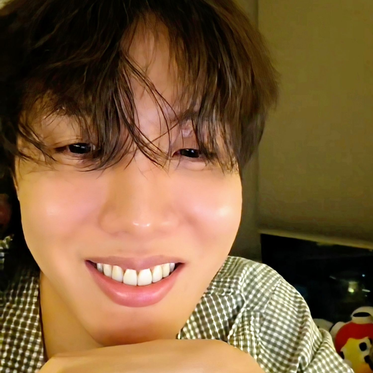 제이홉 (방탄소년단)의 최신 사진