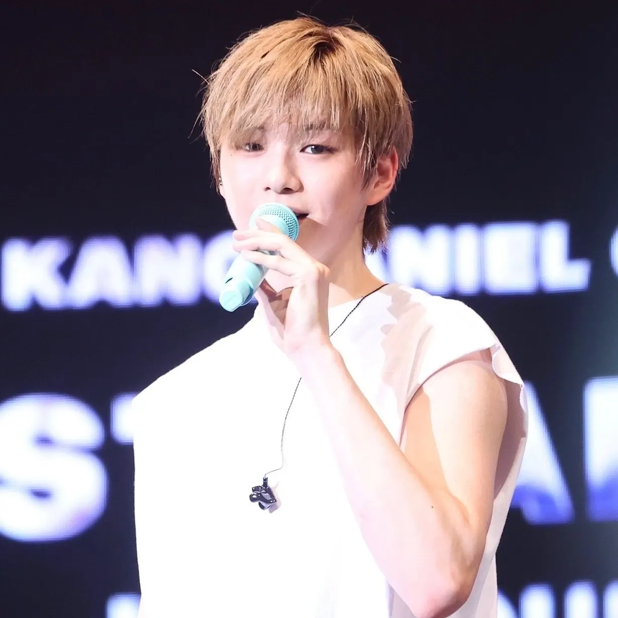 Foto aktivitas terbaru Kang Daniel