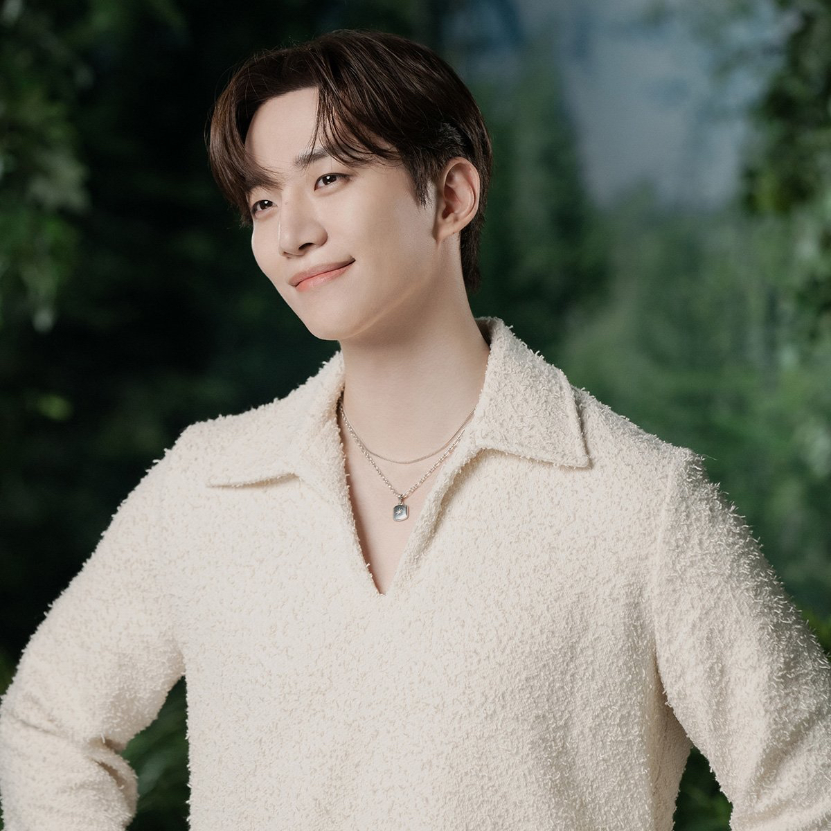 Behind-the-scenes cut of Junho (2PM)