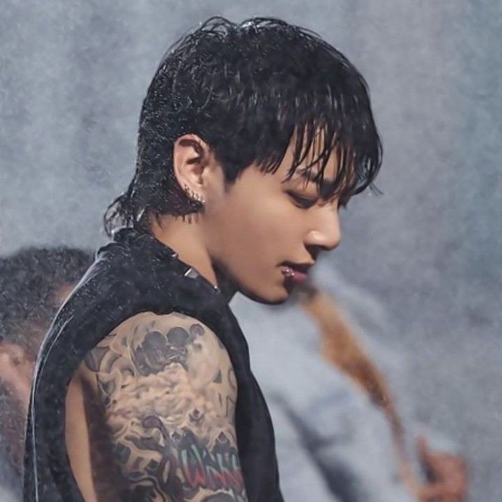 Latest photo of Jungkook (BTS)
