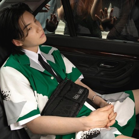 SUGA (防彈少年團)粉絲拍下的瞬間