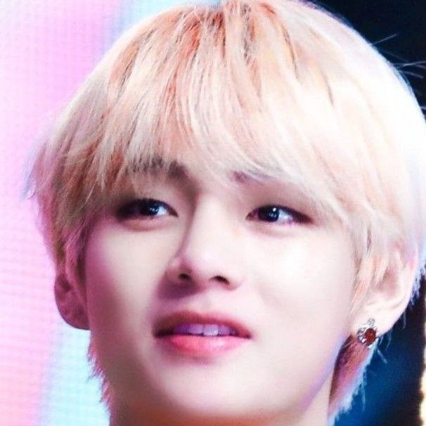 뷔 (방탄소년단) 팬이 찍은 순간