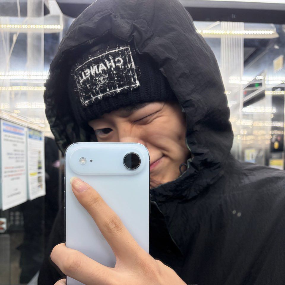 Behind-the-scenes cut of Choi Byungchan