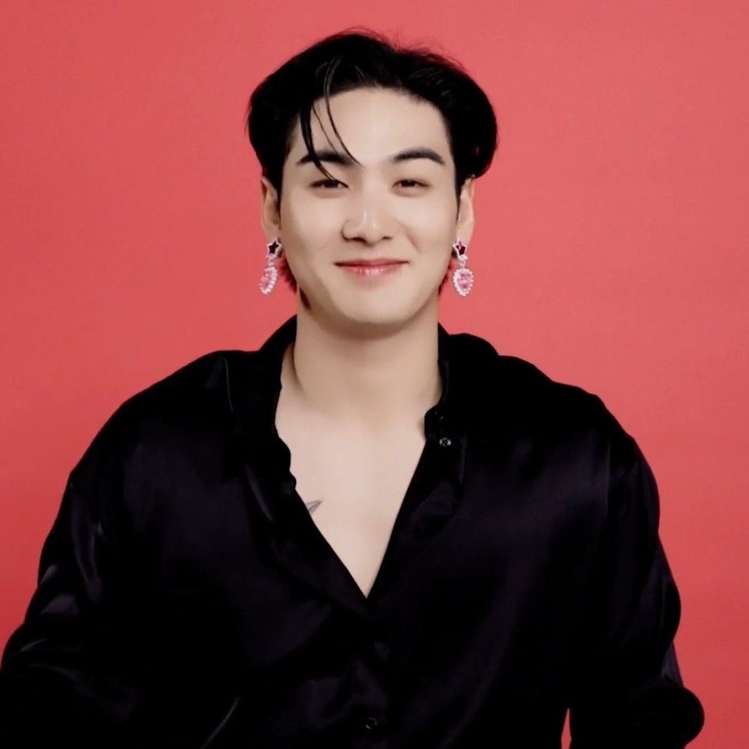 A moment captured by Baekho's fan