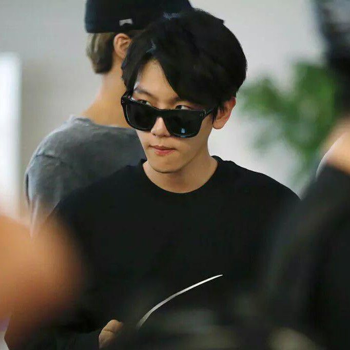 伯賢 (EXO)粉絲拍下的瞬間