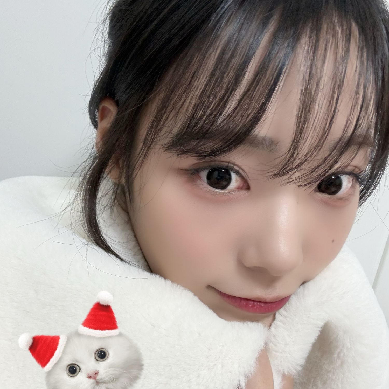 Recent activity shot of Siyeon (QWER)