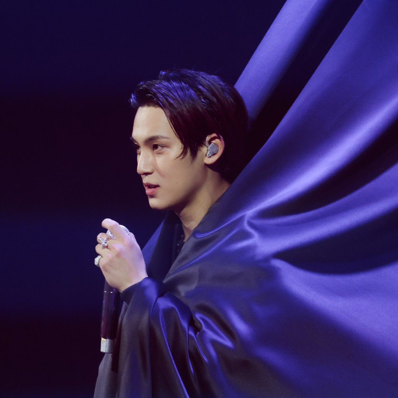 Momen yang diabadikan oleh penggemar Mingyu (SEVENTEEN)