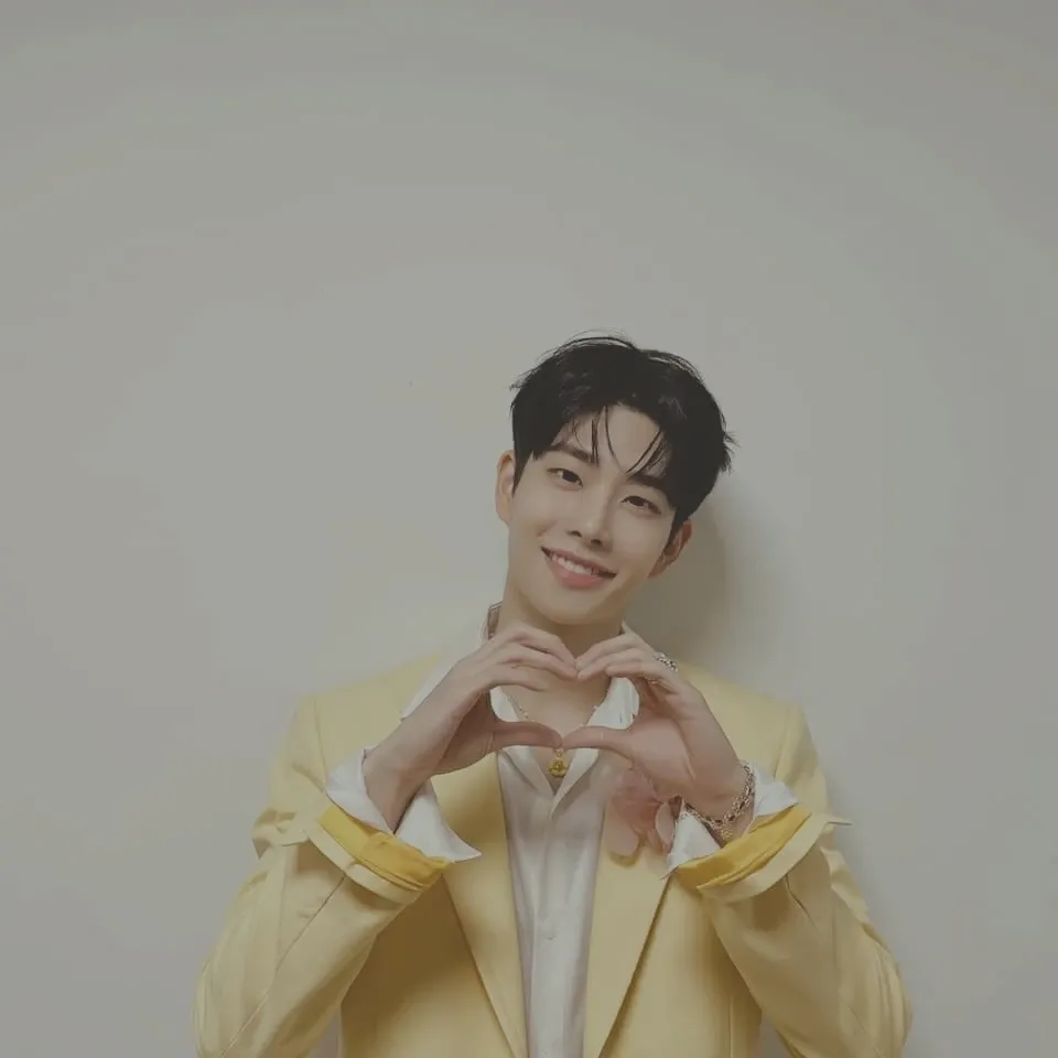 아스트로의 비하인드 컷