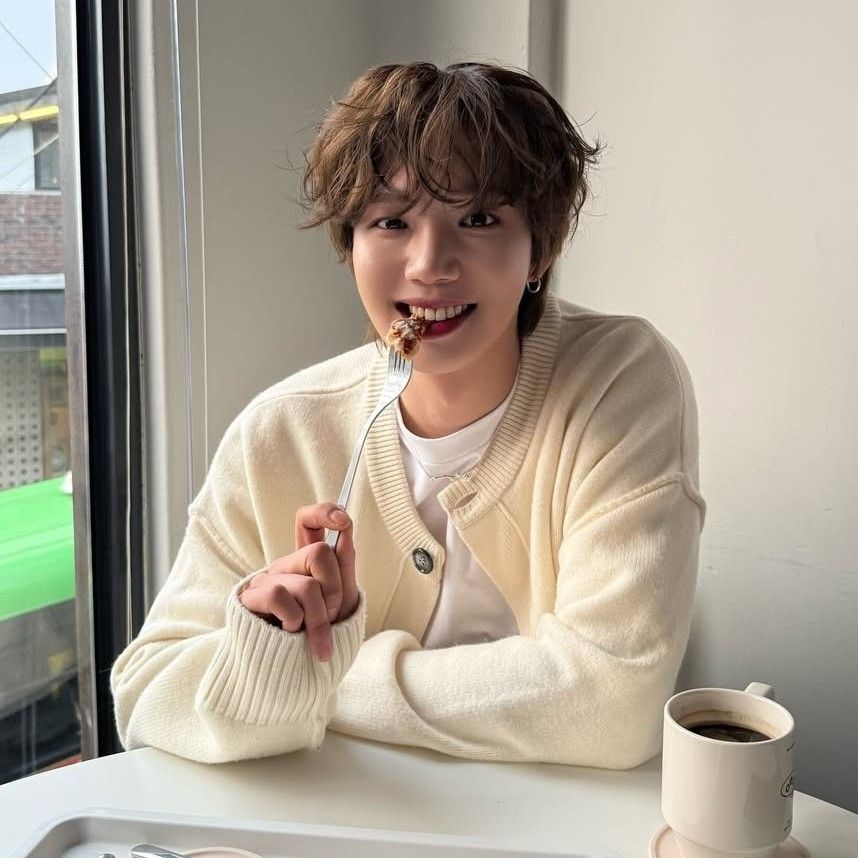 A moment captured by Lim Youngmin's fan