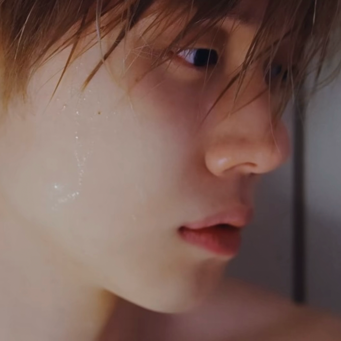 Foto aktivitas terbaru Yeonjun (TOMORROW X TOGETHER)