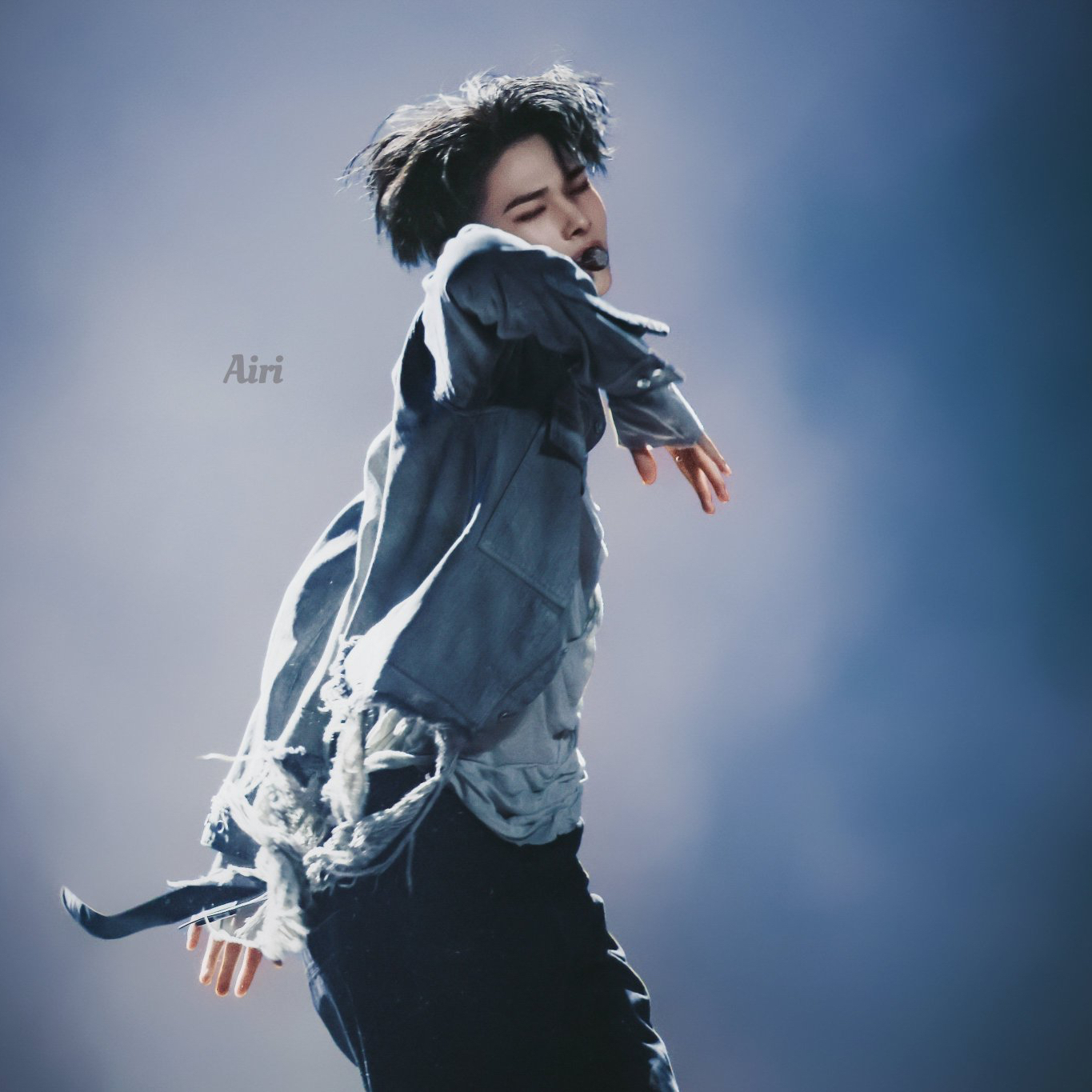 Foto terbaru NI-KI (ENHYPEN)