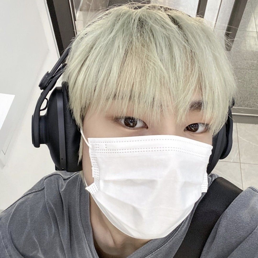 Recent activity shot of Kim Junmin (WHIB)